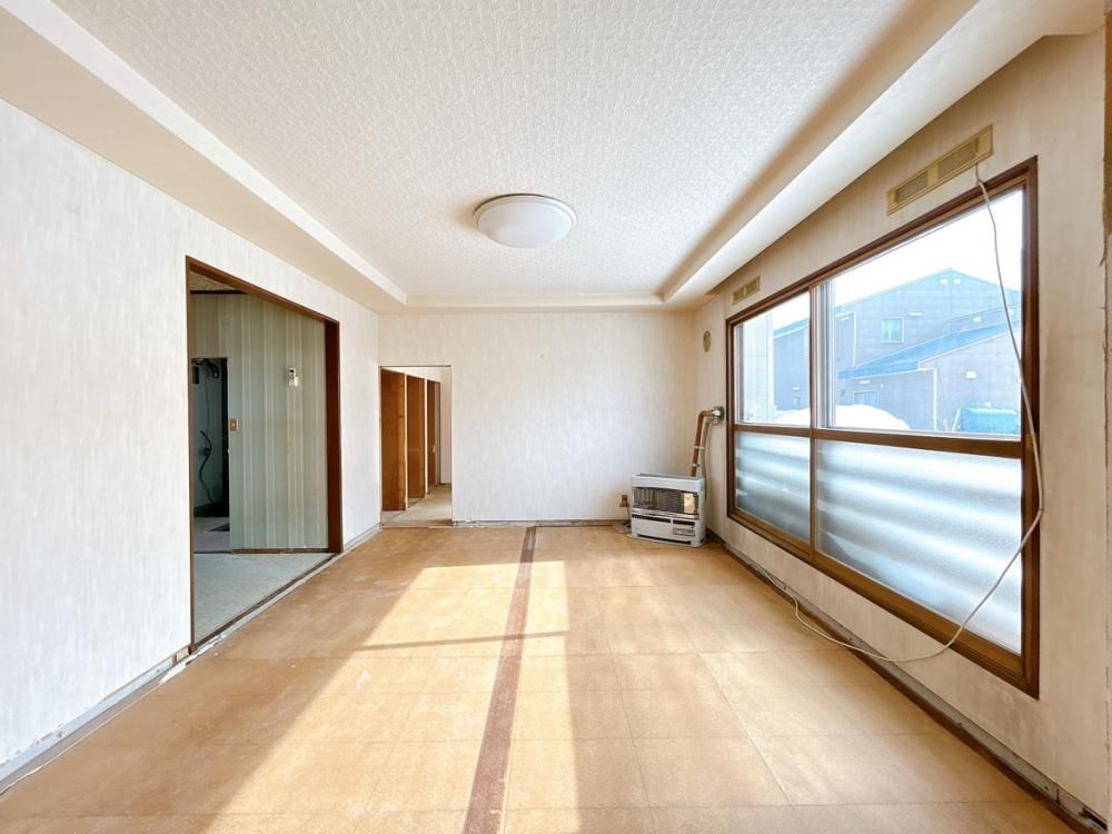 Renovated 4LDK House in Sunagawa Hokkaido for Sale - Thumbnail 4