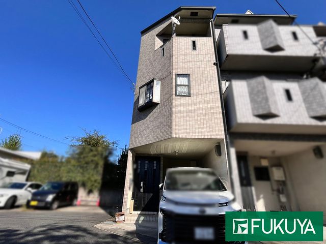 2LDK Wooden House for Sale near Nagitsuji Station, Yamashina, Kyoto - Thumbnail 2