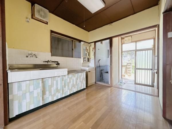 3DK Detached House for Sale in Higashiosaka, Osaka - 380万円 - Thumbnail 3