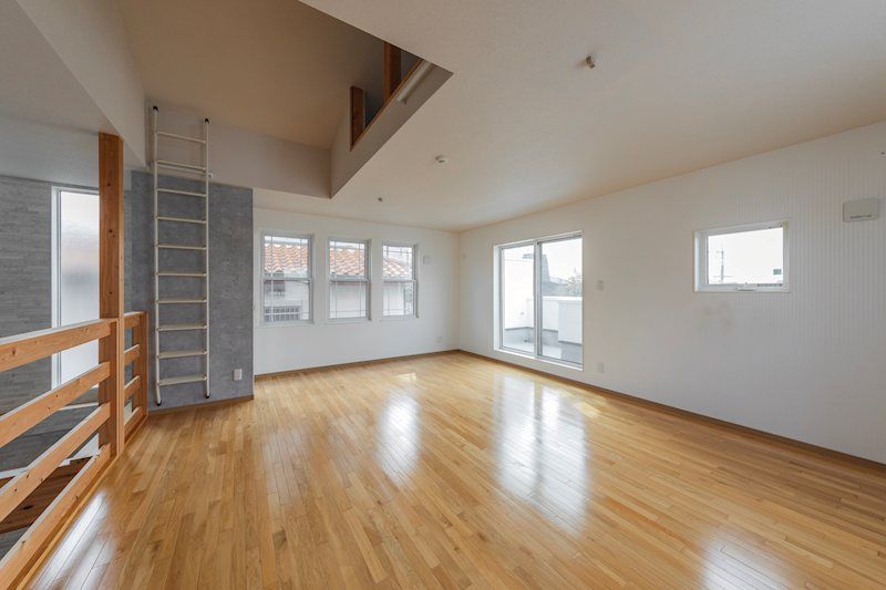 Modern 3LDK House for Sale in Toyonaka, Osaka - Thumbnail 4