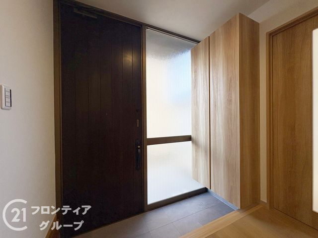 Renovated 5LDK House in Hirokawa Town, Nara | 66 Tsubo Land - Thumbnail 4