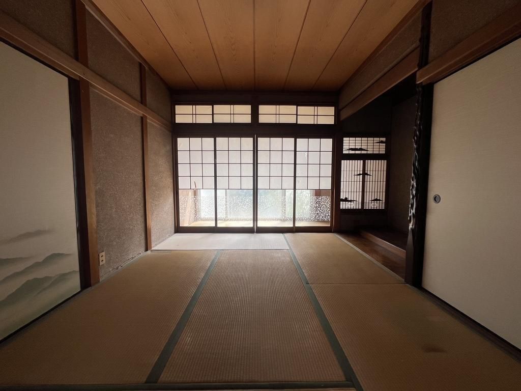 7DK Wooden House for Sale in Himeji, Hyogo - 160 sqm - Thumbnail 4