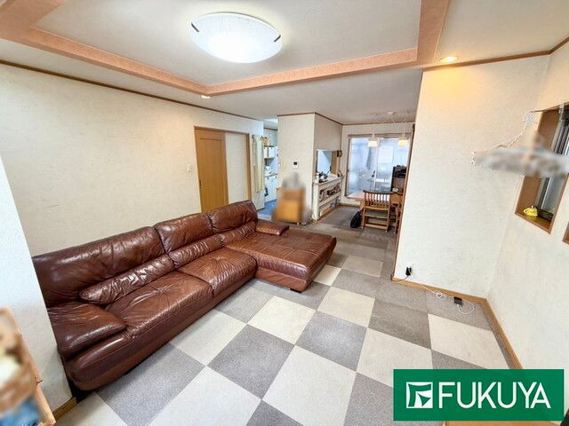 4LDK Detached House for Sale in Tsurumi Ward, Osaka - Thumbnail 4