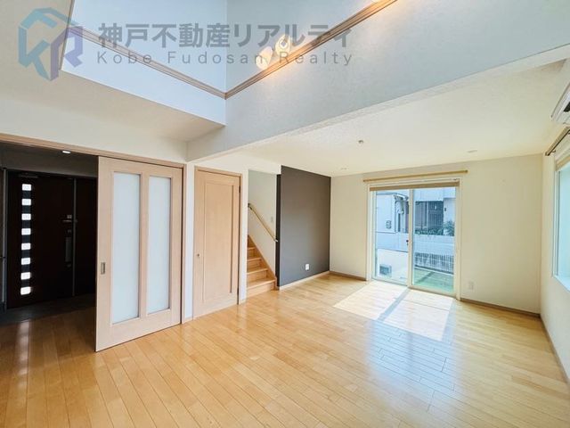 2017-Built 3LDK House with Solar Power in Kobe's Arise - Thumbnail 3