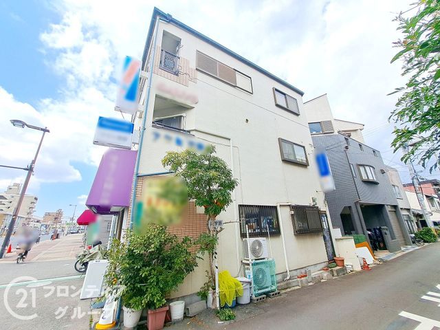Shop & Warehouse Home for Sale in Osaka's Hirano Ward - Thumbnail 2