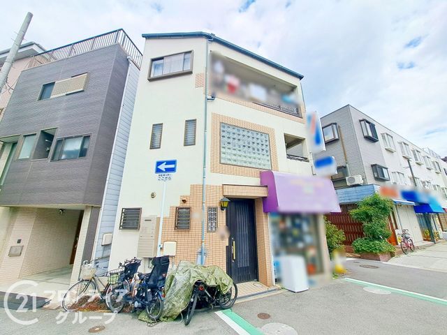 Shop & Warehouse Home for Sale in Osaka's Hirano Ward - Thumbnail 4