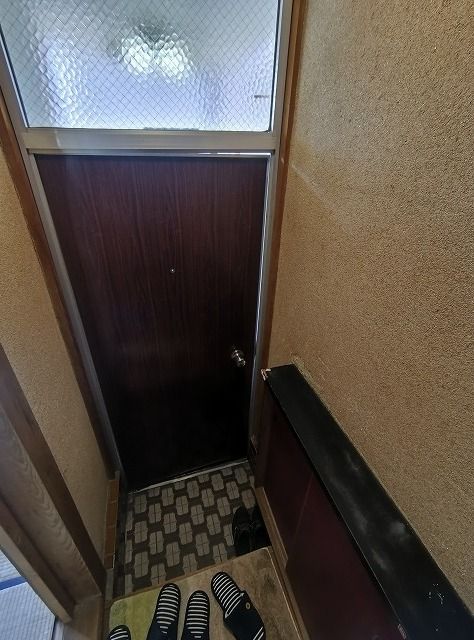 3DK Wooden House for Sale near Kawahanaen Station, Higashi-Osaka - Thumbnail 3