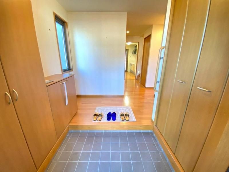 Spacious 4SLDK Lightweight Steel House in Hannan City, Osaka - Thumbnail 3