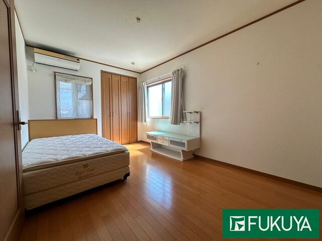 Modern 3SLDK House with Walk-in Closet near Yato Station, Osaka - Thumbnail 4