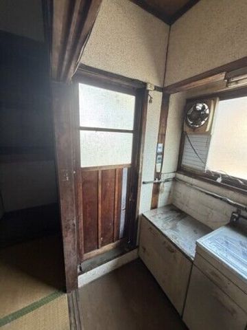 3K House for Sale in Minato Ward, Osaka – 61.47 sqm - Thumbnail 3