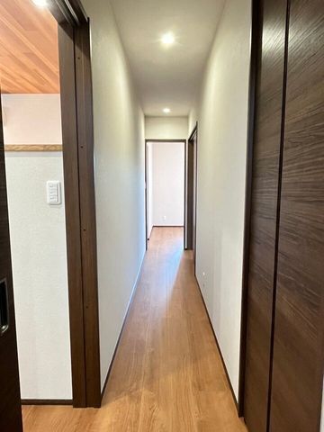 Modern 4LDK Single-Story House for Sale in Hofu, Yamaguchi - Thumbnail 4