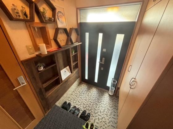 Renovated 2LDK House for Sale in Fujiidera, Osaka - Thumbnail 2