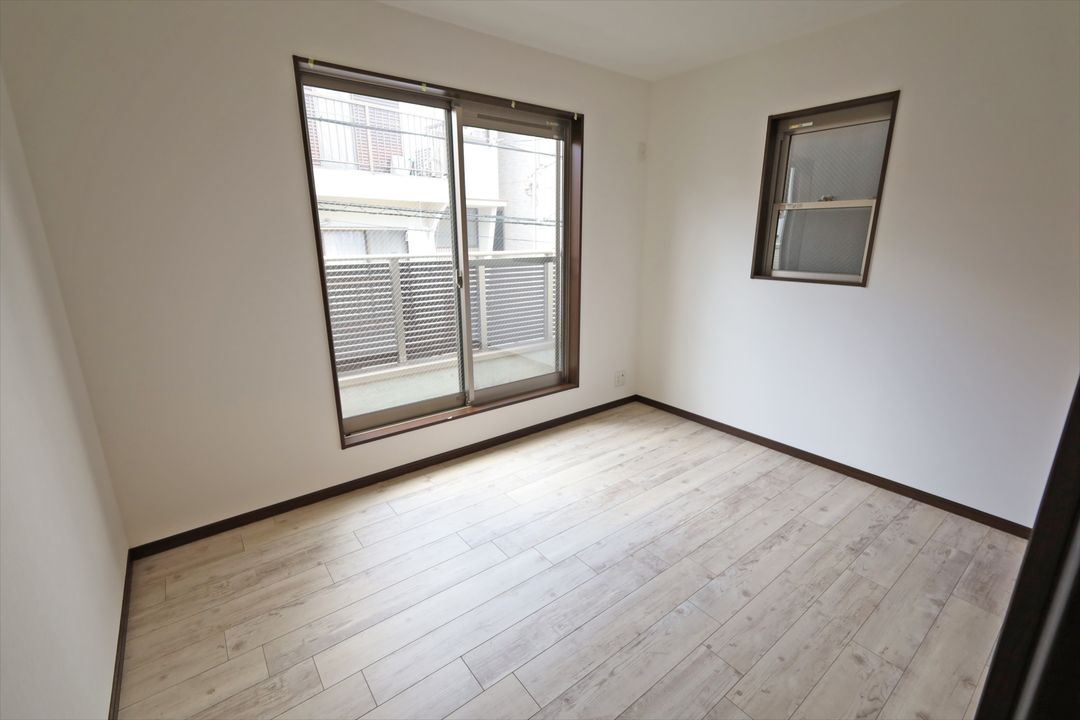 2011-Built 3LDK Detached House for Sale in Osaka Yodogawa Ward - Thumbnail 4
