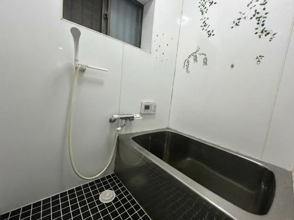 3DK Detached House for Sale in Kadoma, Osaka - Solar Panels - Thumbnail 4