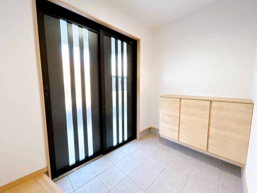 Renovated 3LDK House in Tsuruga, Fukui with Parking for 3 - Thumbnail 2