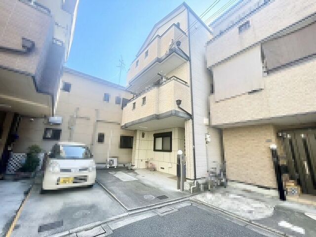 4LDK Steel-Frame House for Sale in Kadoma City, Osaka - Thumbnail 2