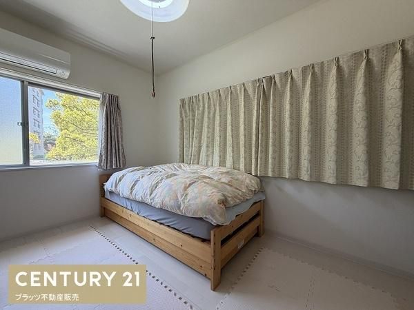 Used House for Sale in Takarazuka, Hyogo - 3LDK, 19.8M Yen - Thumbnail 4