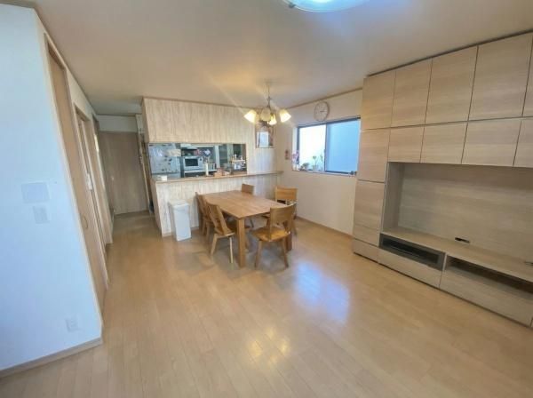 4LDK Modern House for Sale Near Kitakagaya Station, Osaka - Thumbnail 4