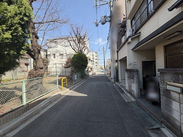 5SLDK Family Home for Sale in Takatsuki, Osaka - 146.72㎡ - Thumbnail 2