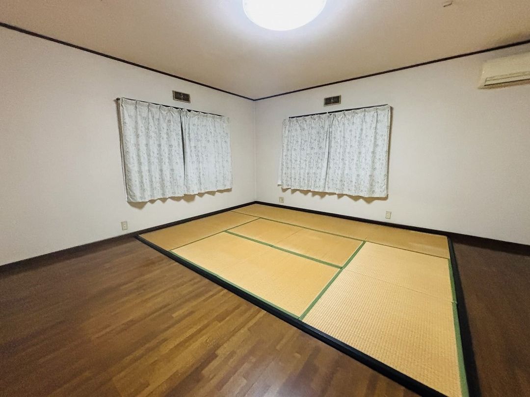 6LDK Detached House for Sale in Kawachinagano, Osaka - Thumbnail 4
