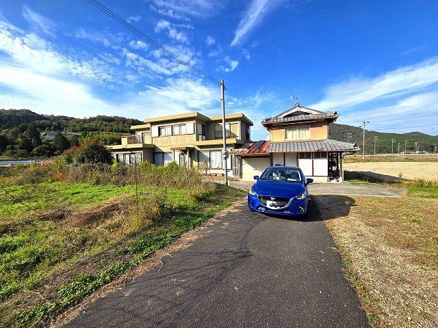 7LDK House for Sale in Ako, Hyogo – 191.82 sqm - Thumbnail 3