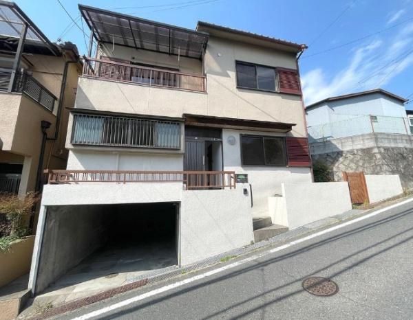 5DK Detached House for Sale in Higashiosaka, Osaka - Thumbnail 4