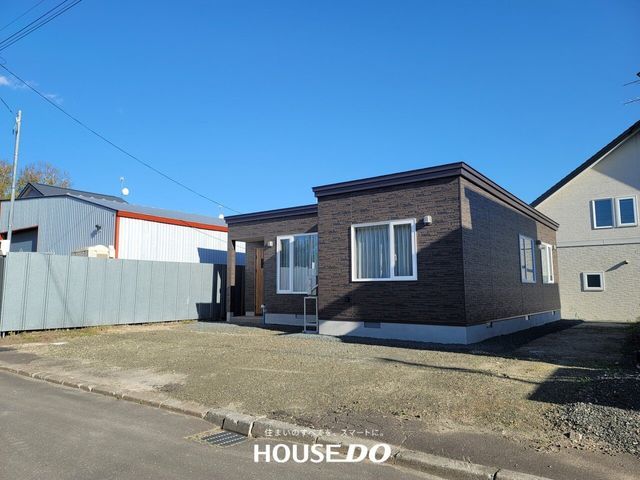Modern 3LDK House in Kitami, Hokkaido - 77.76m² - Thumbnail 2