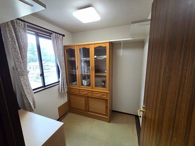 5LDK Detached House for Sale in Aioi, Hyogo Prefecture - Thumbnail 4