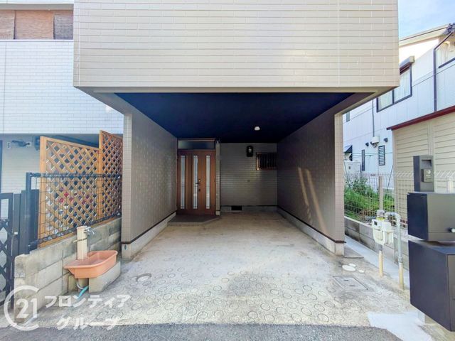 Renovated 4LDK House Near Fukae Station, Kobe | For Sale - Thumbnail 3