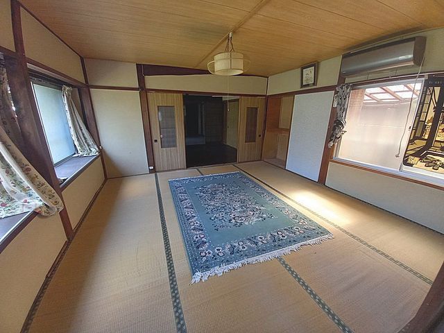6DK House for Sale in Hashimoto, Wakayama - 117m2 - Thumbnail 4