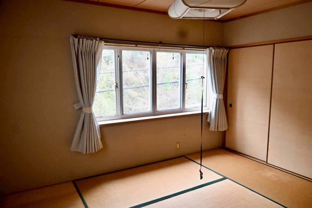 4LDK Lightweight Steel Frame House for Sale in Himeji, Hyogo - Thumbnail 2