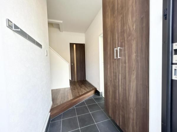 2017-Built 3LDK House Near Hachihongi Station, Higashiosaka - Thumbnail 4