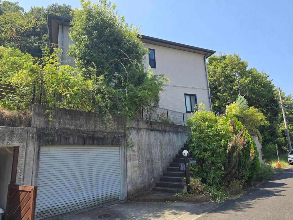 3LDK Detached House for Sale in Izumi City, Osaka - Thumbnail 2