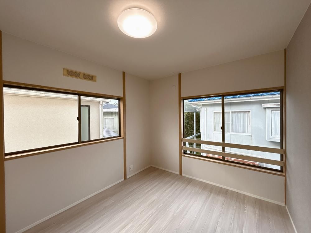 Renovated 3LDK House in Kanazawa's Shijimadai | Move-in Ready - Thumbnail 3