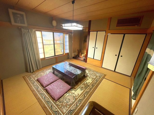6SLDK Family House in Hirakata, Osaka - 188.79 sqm - Thumbnail 2