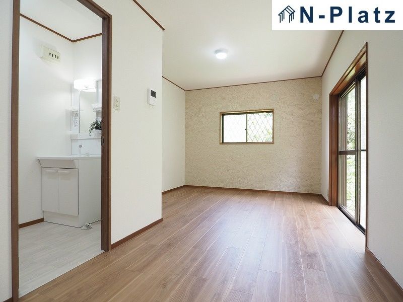 Renovated 4LDK House for Sale in Kobe's Tarumi Ward - Thumbnail 3