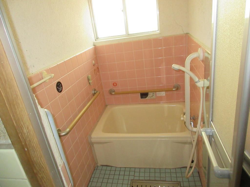 4DK House for Sale in Suzurandai, Kobe - 380万円 - Thumbnail 4