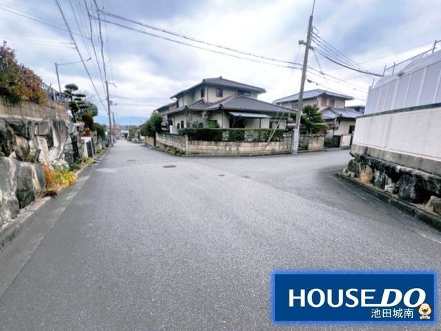 Renovated 4LDK House in Kawanishi with Large Garden - Thumbnail 3