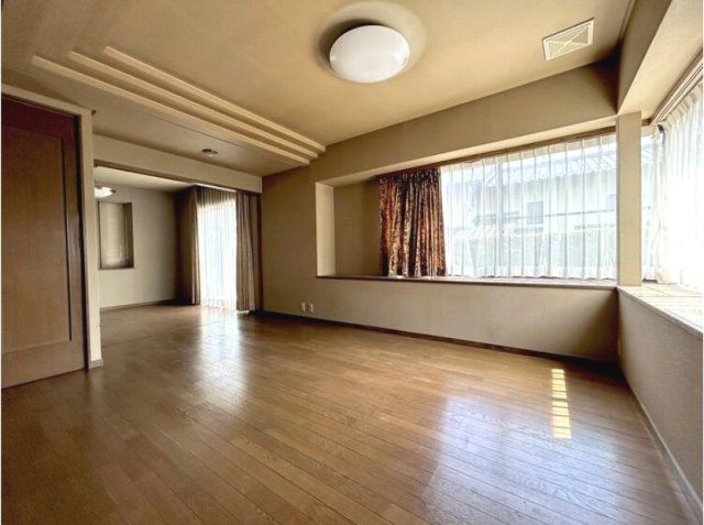 3DK House for Sale in Midorigaoka, Nomi City with Mountain Views - Thumbnail 4