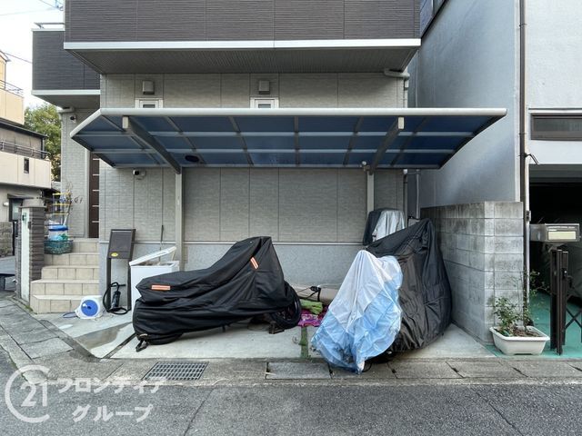 4LDK Used Detached House in Fushimi, Kyoto - 111m² - Thumbnail 2