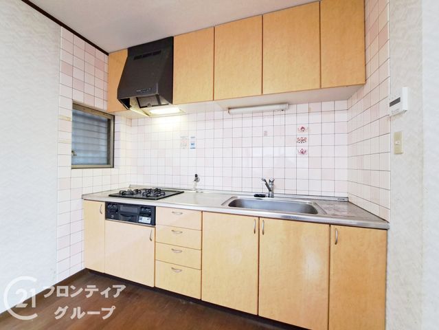 5DK Detached House for Sale in Higashiosaka, Osaka - Thumbnail 4