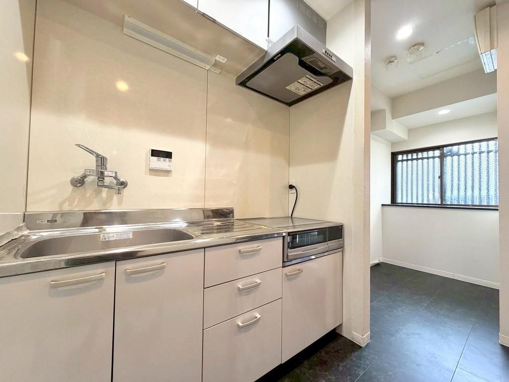 3DK House for Sale in Fushimi-ku, Kyoto - 49.63 sqm - Thumbnail 3