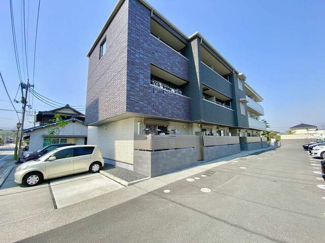 1LDK Apartment near Hayashima Station, Okayama - Thumbnail 2
