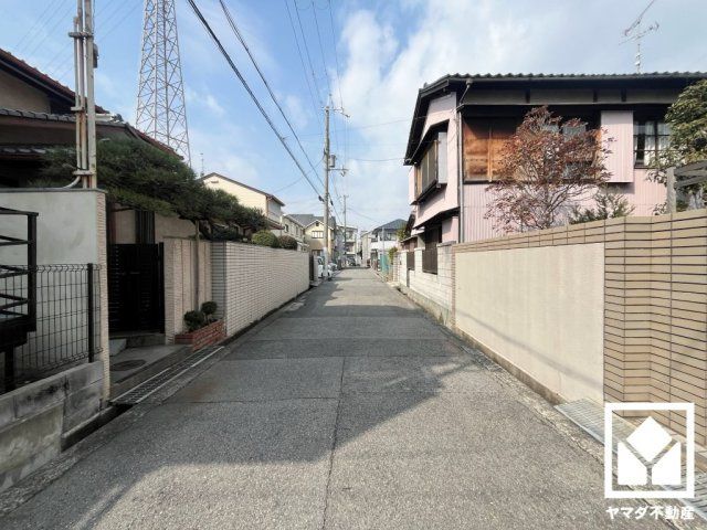 5DK Steel-Frame House for Sale in Amagasaki, Hyogo - Thumbnail 2