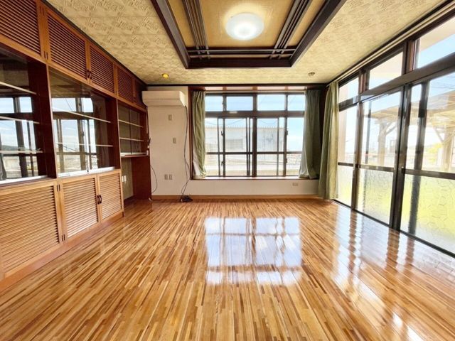 4DK Detached House with Ocean View in Kita Nakagusuku, Okinawa - Thumbnail 4