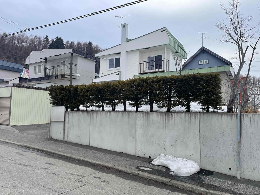 Renovated 4LDK House for Sale in Kitami, Hokkaido - Thumbnail 2