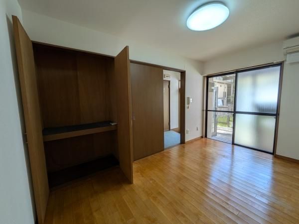 Renovated 1K House Near Nijo Station in Kyoto - Thumbnail 3