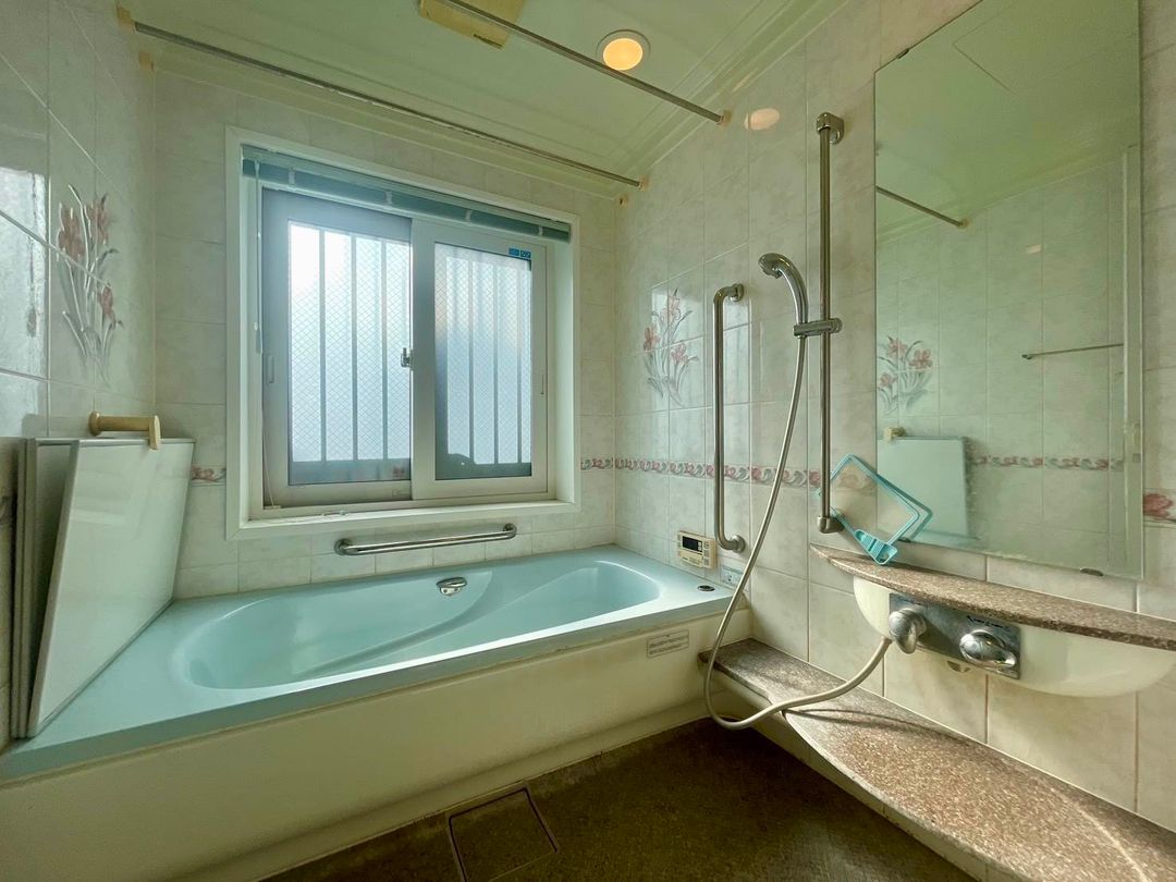 4LDK Detached House for Sale in Higashiosaka, Osaka - Thumbnail 4