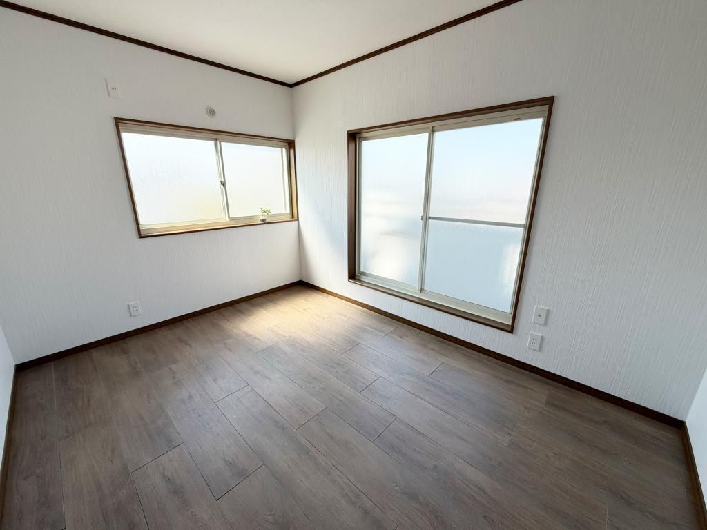 Renovated 4LDK House in Kadoma, Osaka | Re-House Project - Thumbnail 4