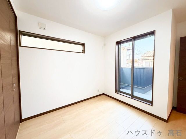 Renovated 3LDK House in Takaishi, Osaka | Near Tomi Station - Thumbnail 3